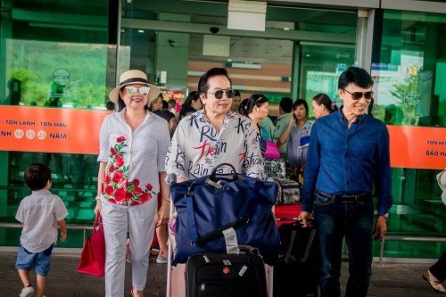 VỀ VIỆT NAM, EVILS PHƯƠNG VÀ TUẤN NGỌC CÙNG NHAU “TRỐN” ĐẾN PHÚ QUỐC