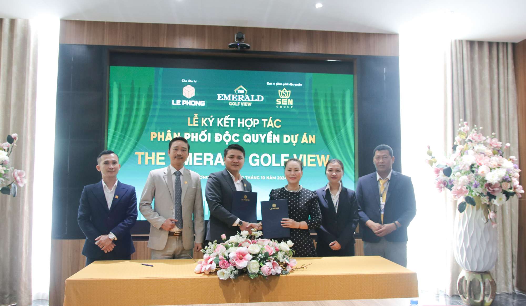 LỄ KÝ KẾT HỢP TÁC PHÂN PHỐI ĐỘC QUYỀN DỰ ÁN THE EMERALD GOLF VIEW